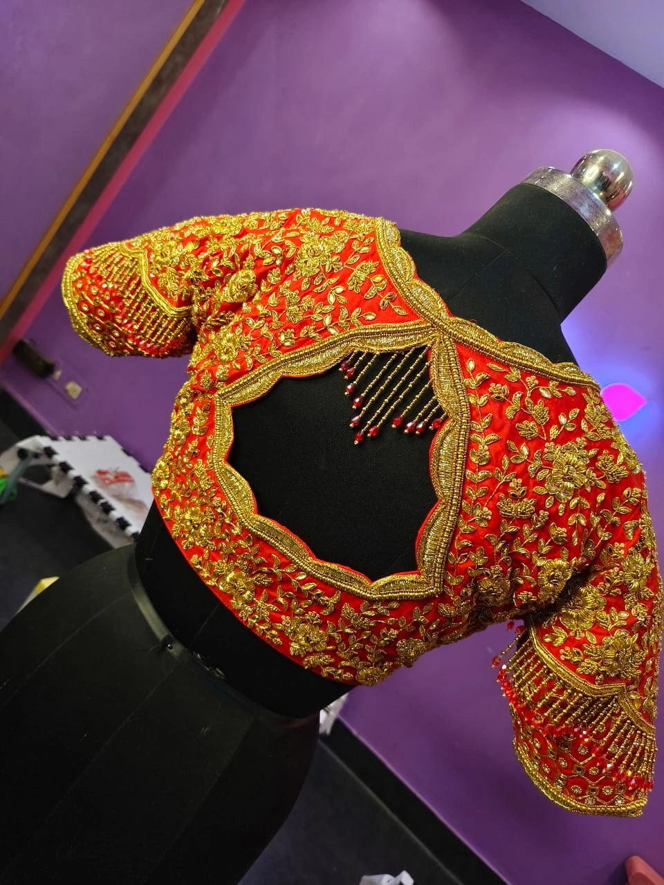 Aari Embroidery Work in Pallavaram