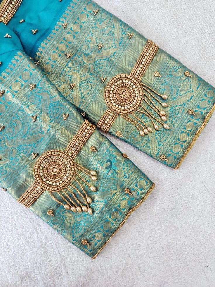 Aari Zardosi Work Designers in Pallavaram